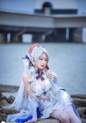 欧美成熟女性的穿搭_BD韩语在线播放