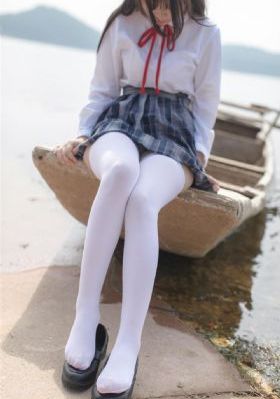 欧美美女裸体在花园_BD迅雷电影在线